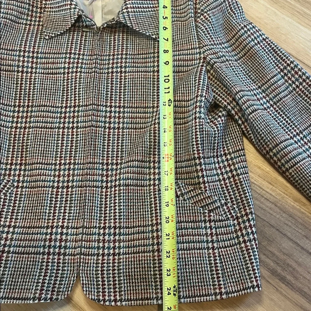 Gray 100% wool Checkered Blazer by Graff